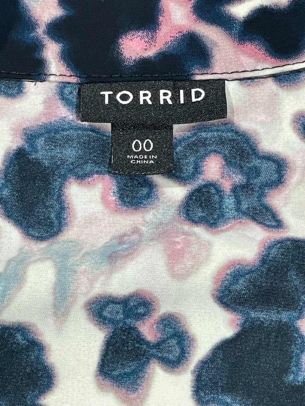 Torrid Abstract Animal Print Faux Wrap V-Neck Short Sleeve Dress Size Medium - Picture 8 of 8